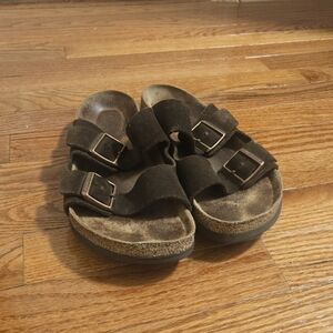 Used Brown Birkenstocks size 41